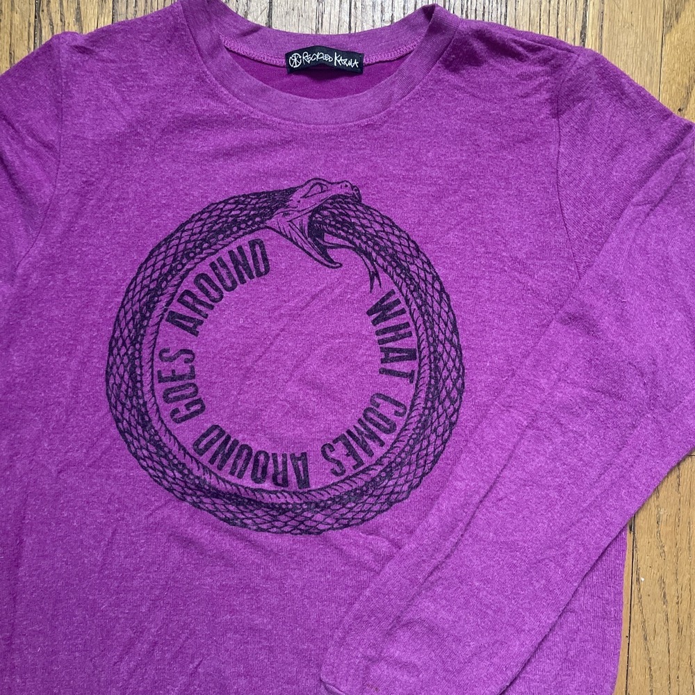 Recycled Karma Women Purple Snake What Goes Around Long Sleeve Graphic Tee M